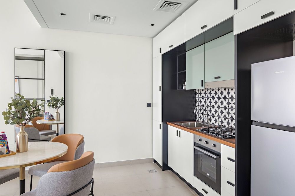 Silkhaus Collective, Dubai Hills Royal Apartment 11