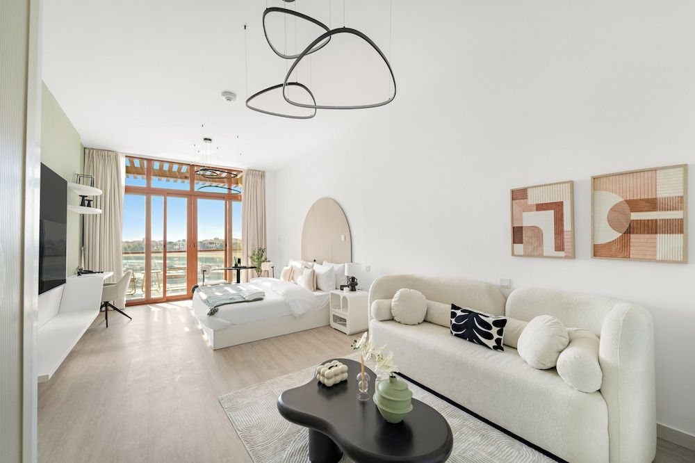 Panoramic Studio