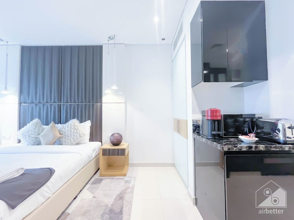Damac Maison Luxury Apt Canal View Business Bay