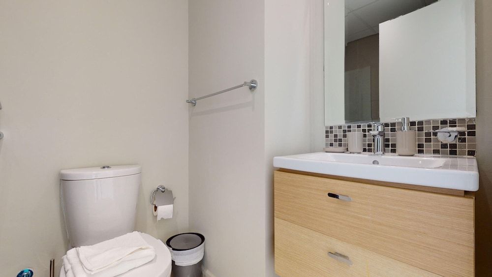 Primestay - Akoya Oxygen - Odora Residences