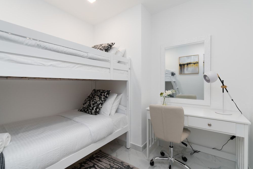 Whitesage - Fully Renovated Spacious 2BR Apt. with Burj Views