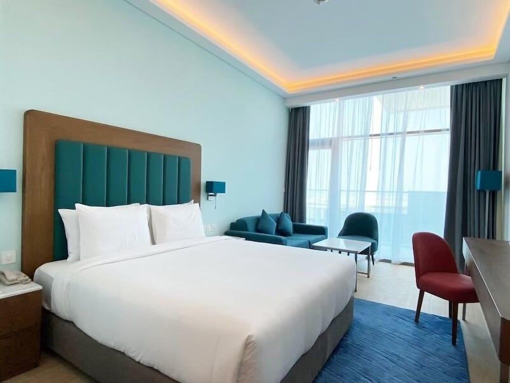 Superior Room, 1 King Bed, Balcony, Sea View