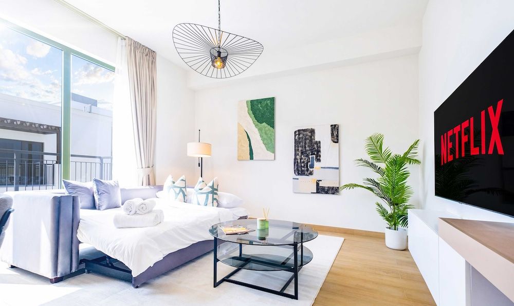 LUX  The La Rive Sea View Suite