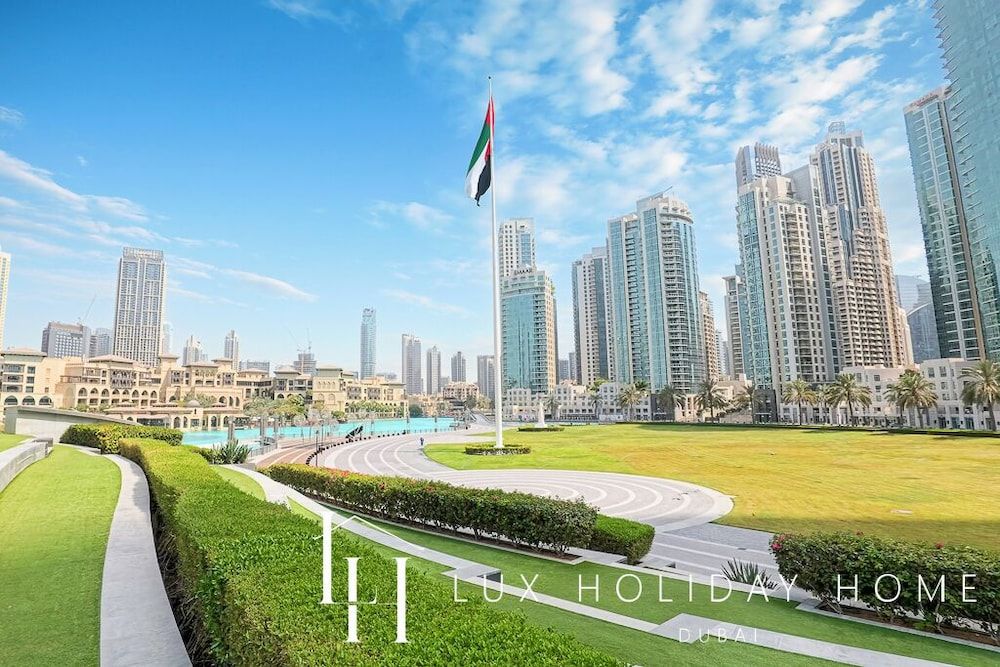 LUX Burj View Suite across Dubai Mall