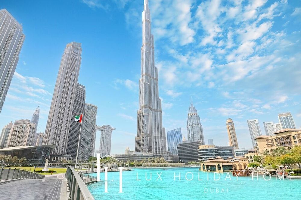 LUX Burj View Suite across Dubai Mall