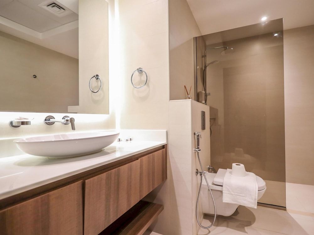 Elite LUX Holiday Homes - Captivating 1BR Apt Games Pool Gym in Arjan Dubai