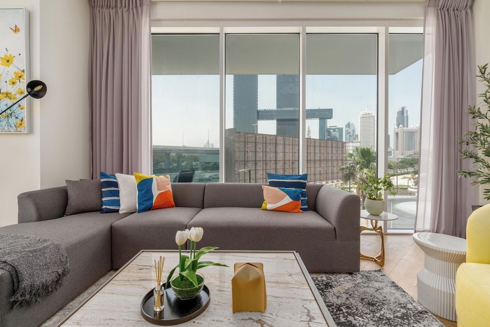 Whitesage - Super Spacious Apt with Dubai Garden Glow Views