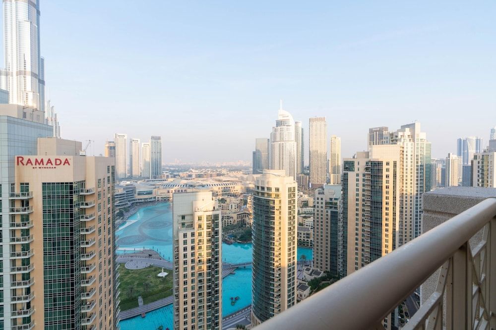 Luxury 2BR Downtown Apt With Burj Khalifa View Apartment 60