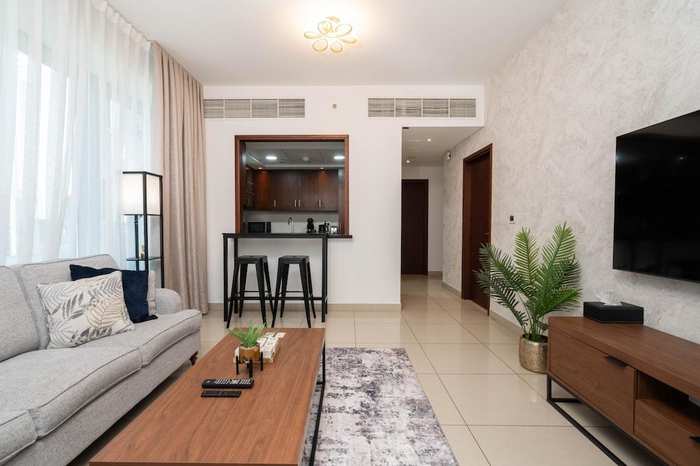 Luxury 2BR Downtown Apt With Burj Khalifa View Apartment 37