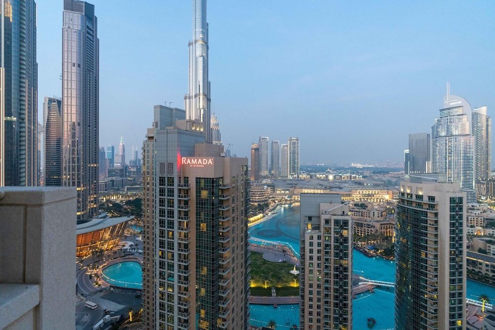 Luxury 2BR Downtown Apt With Burj Khalifa View Apartment 62