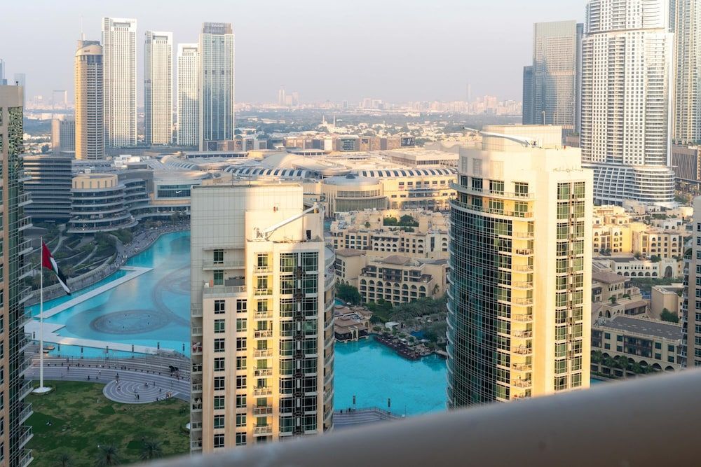 Luxury 2BR Downtown Apt With Burj Khalifa View Apartment 61