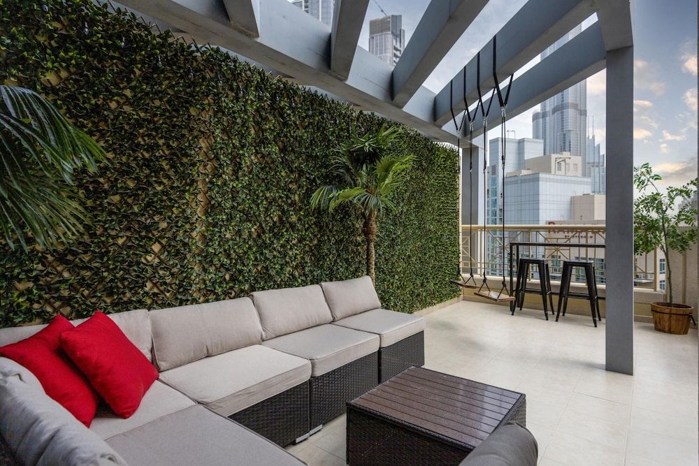 Luxury 2BR Downtown Apt With Burj Khalifa View Apartment 56