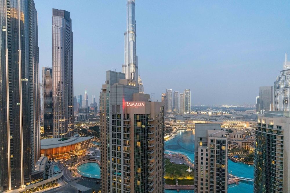 Luxury 2BR Downtown Apt With Burj Khalifa View Apartment 35