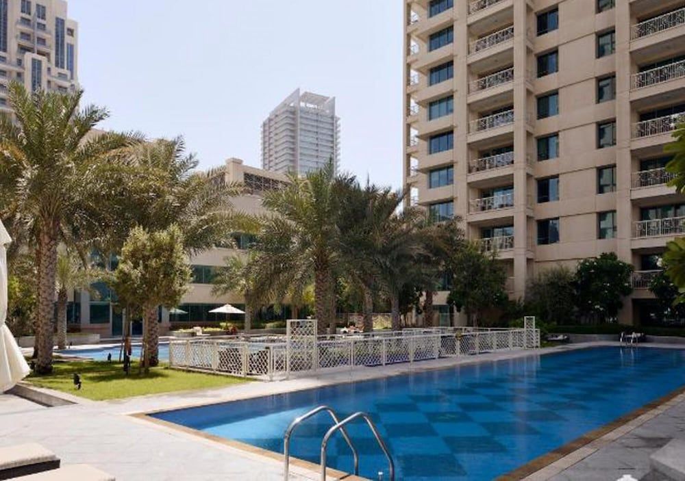 Luxury 2BR Downtown Apt With Burj Khalifa View Apartment 31