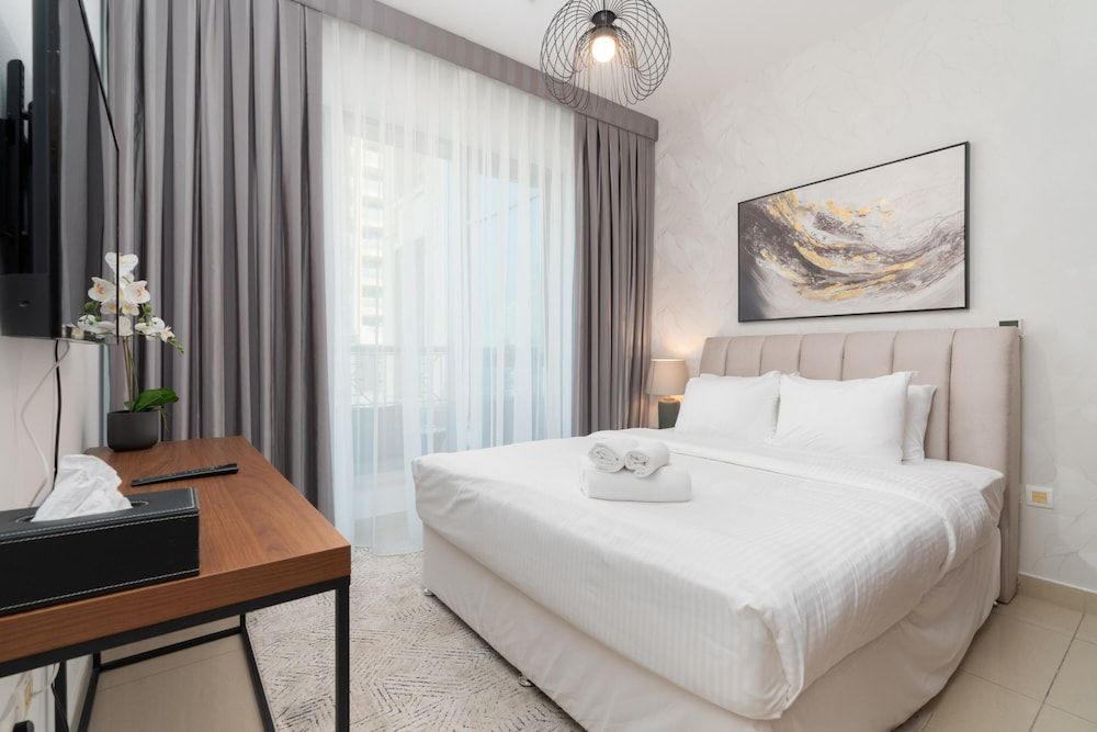 Luxury 2BR Downtown Apt With Burj Khalifa View Apartment 39