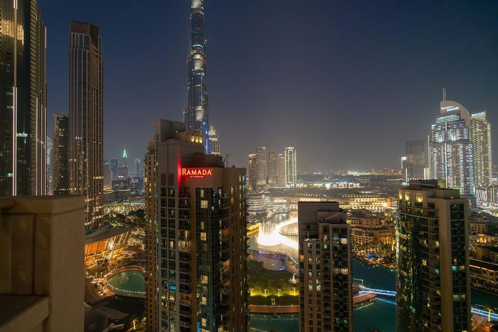 Luxury 2BR Downtown Apt With Burj Khalifa View Apartment 71