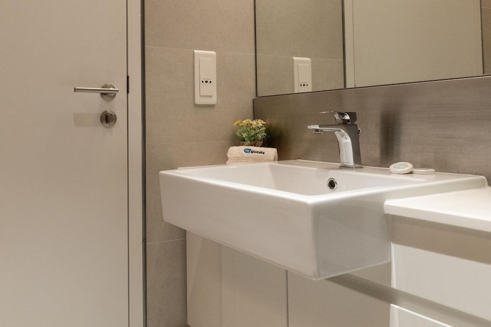 HiGuests - Bluewaters Residences 8