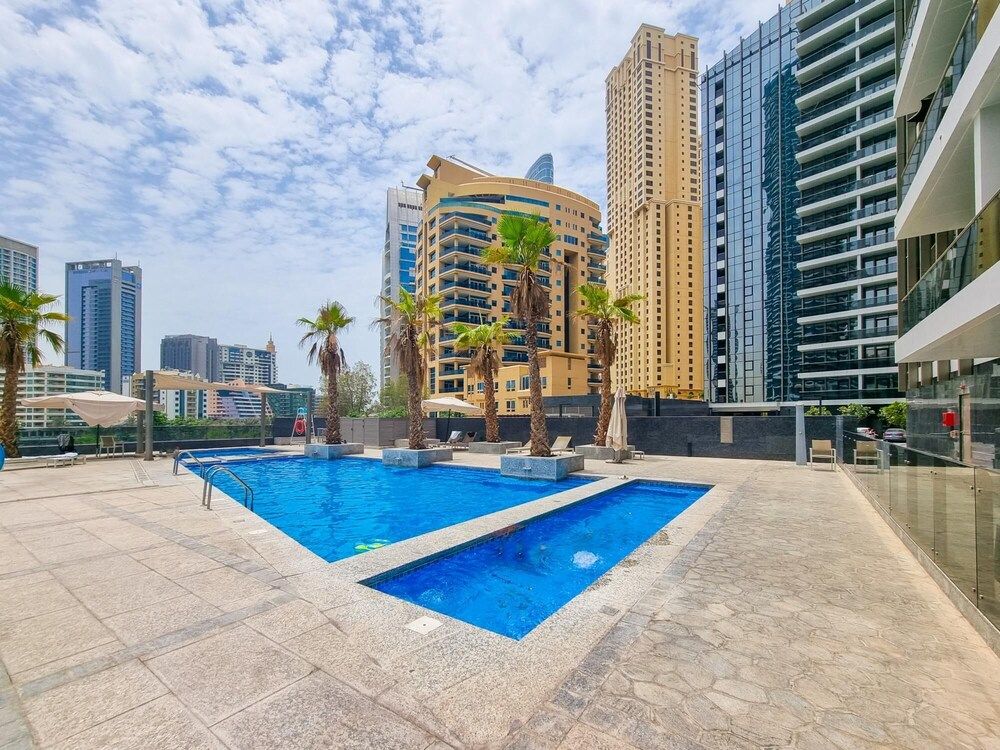 DXB - Sparkle Tower - 1 - 2704 - DM