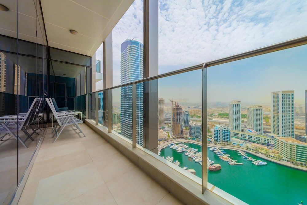 DXB - Sparkle Tower - 1 - 2704 - DM