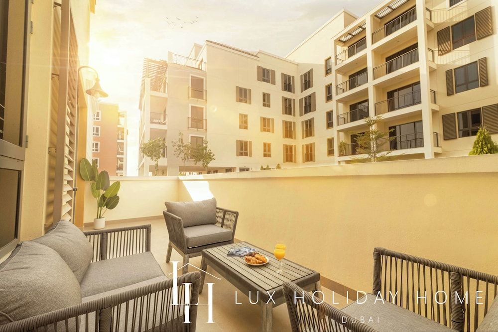 LUX  The La Mer by The Sea Suite 4