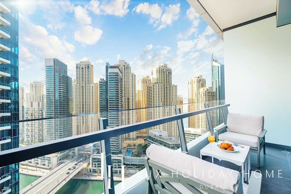 LUX The Silverene Marina view Suite 2