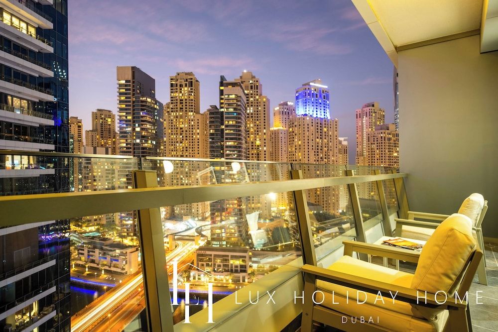 LUX The Silverene Marina view Suite 2