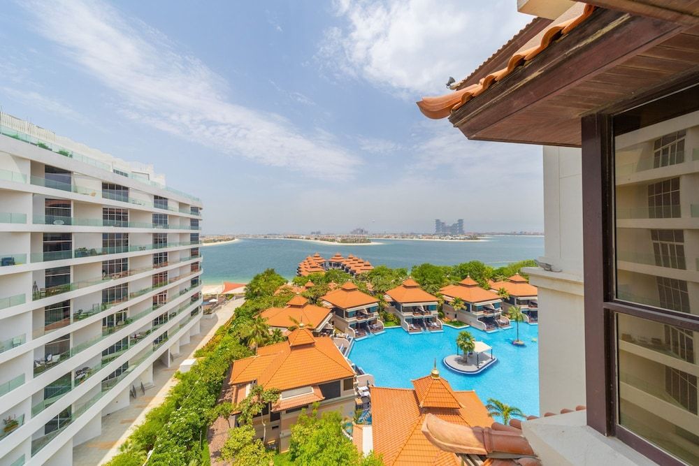 DXB - Anantara - 702 - PJ