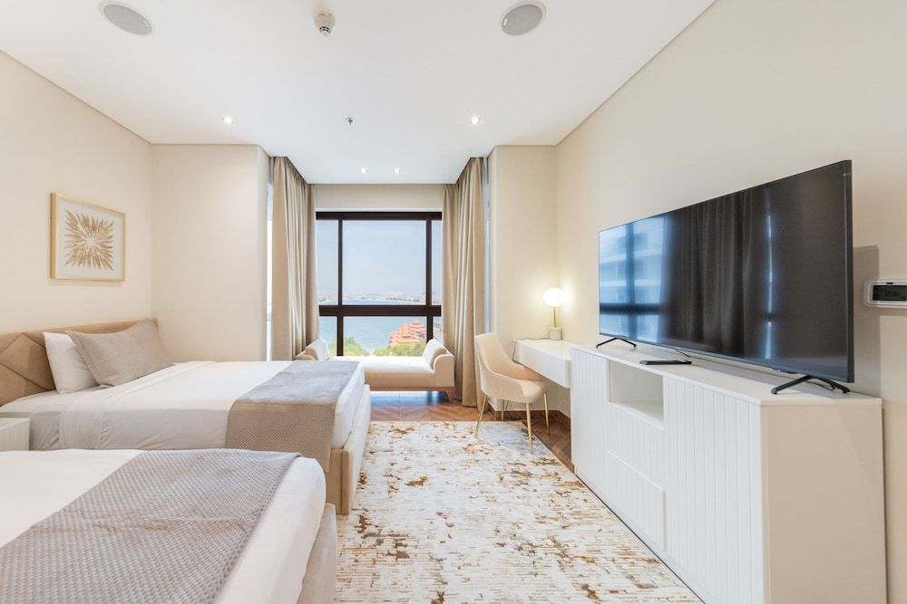 DXB - Anantara - 702 - PJ