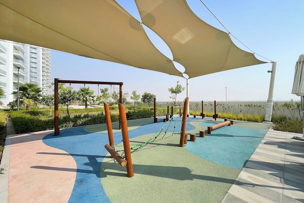 Apartments Artesia Tower D