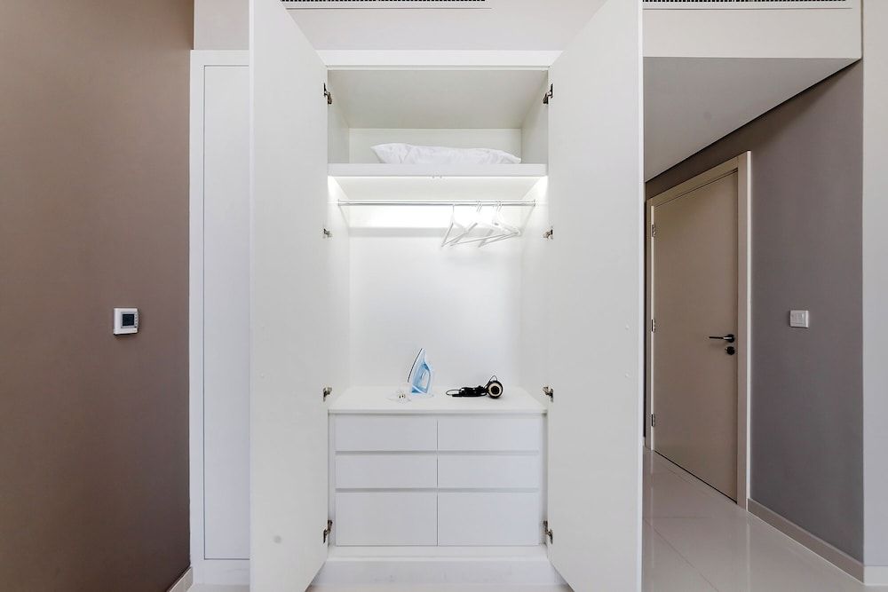 Apartments Artesia Tower D