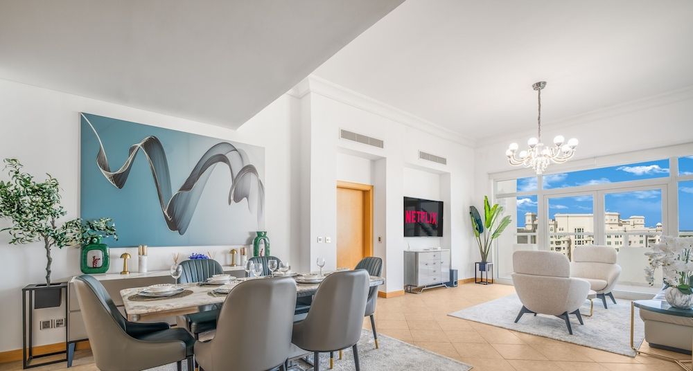 LUX The Shoreline Penthouse Suite