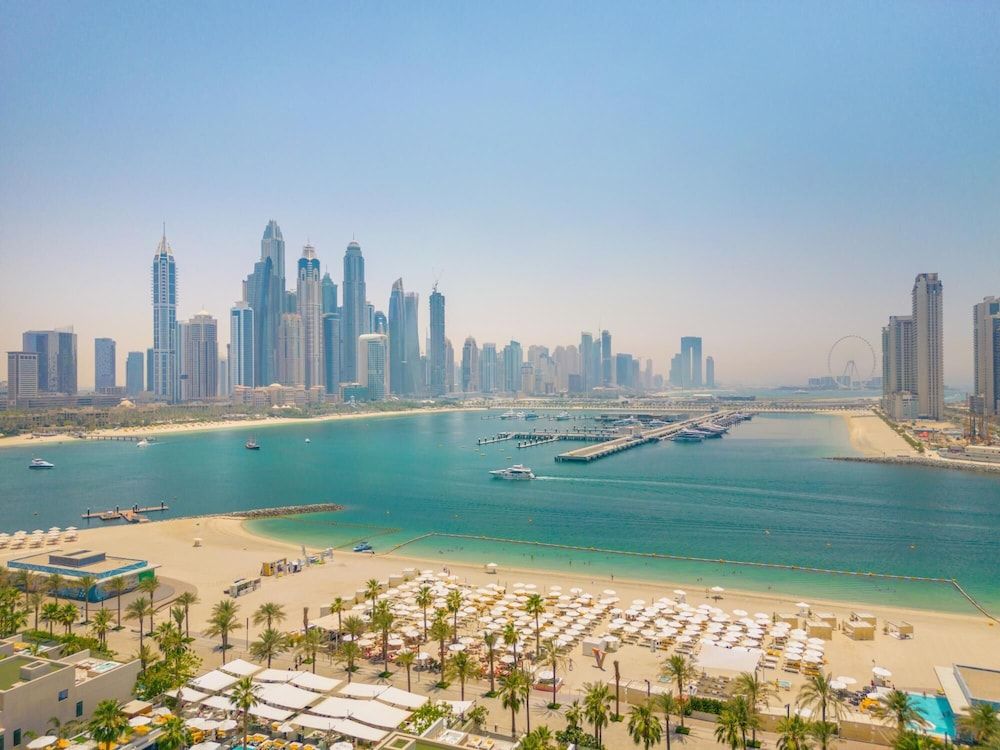 DXB - Five - 31006 - PJ