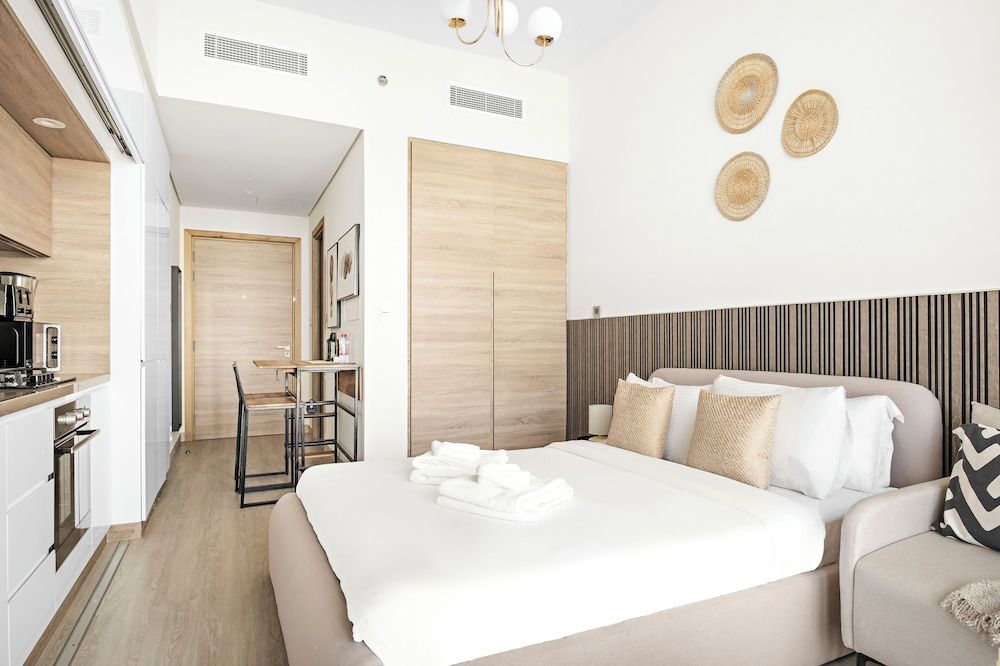 Silkhaus Studio One, Dubai Marina Exclusive Studio 3