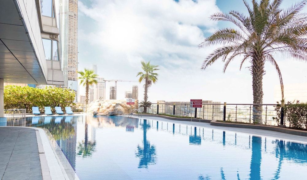 LUX The Marina Ocean View Suite 4