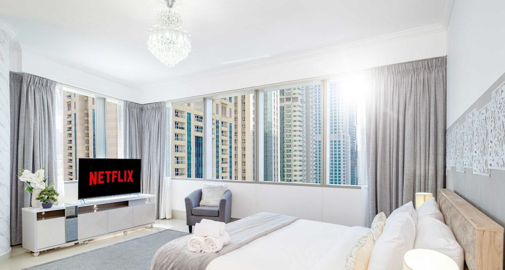 LUX The Marina Ocean View Suite 4