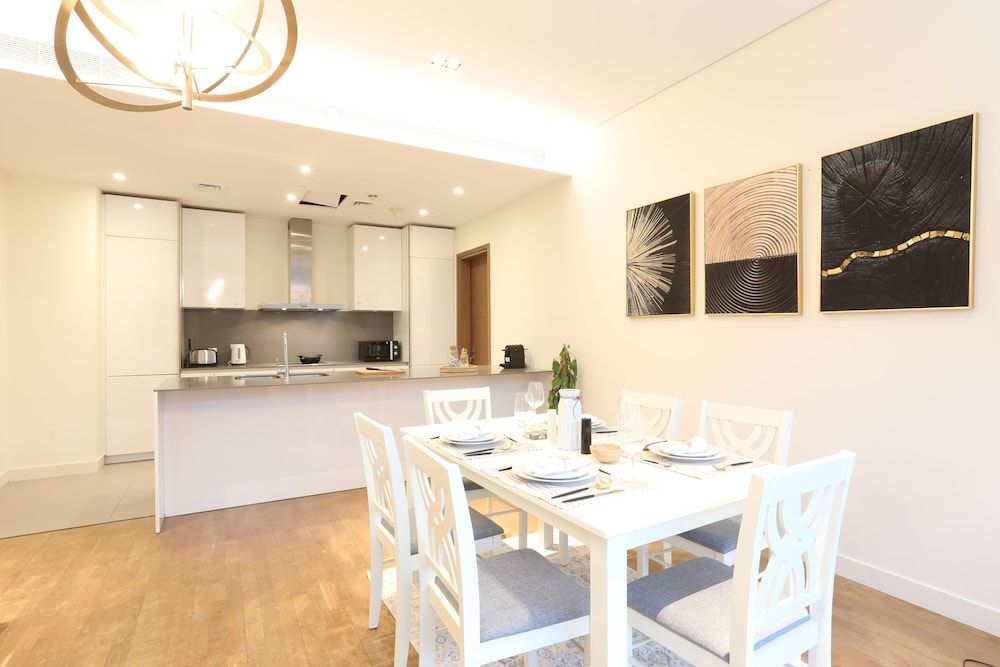 Manzil - Sleek 2BR Home w Maids room nr Dubai Mall