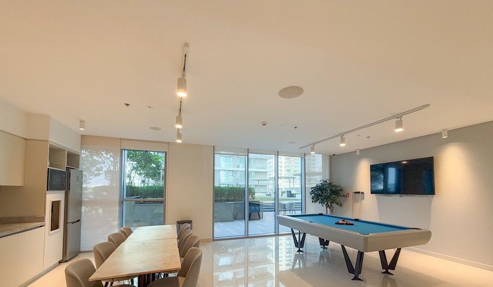 LUX  The Beach Isle View Suite