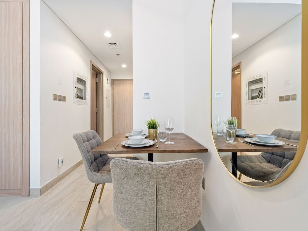 Lovely Studio with Cozy Balcony and Outdoor Pool