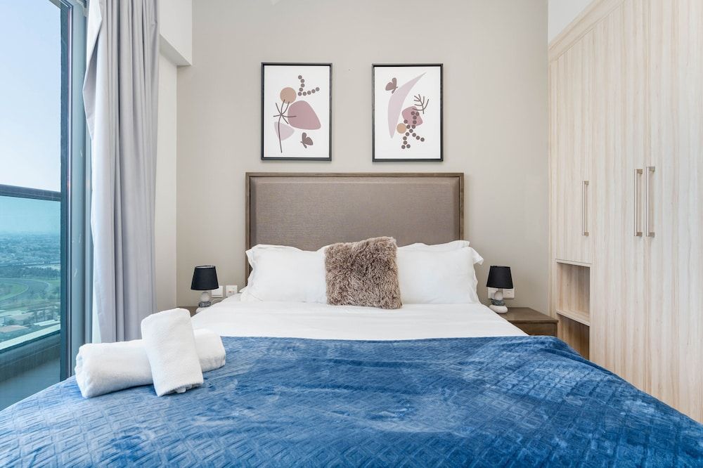 Whitesage - Super Chic Condo With Terrace And Cityscape Views