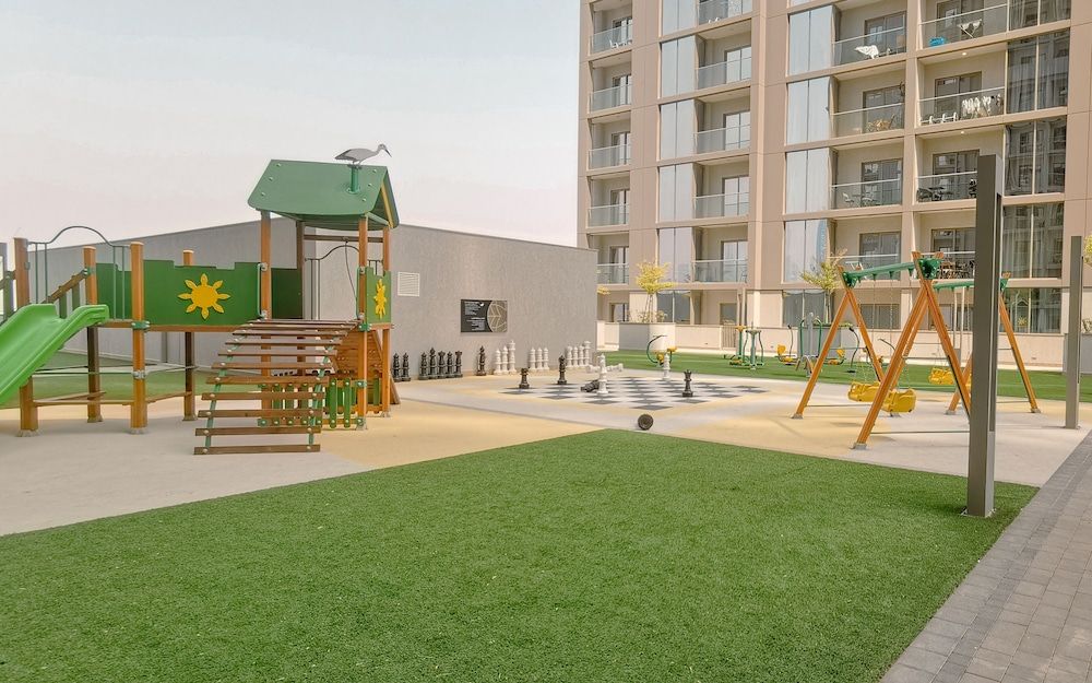 HiGuests - Sobha Creek Vista tower A