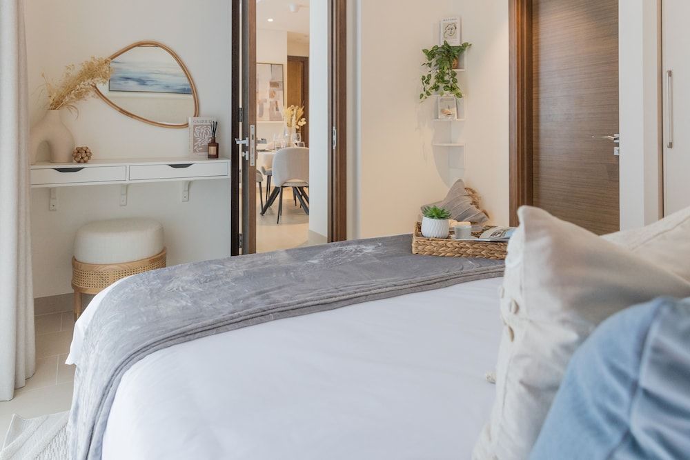 HiGuests - Sobha Creek Vista tower A