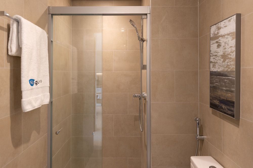HiGuests - Sobha Creek Vista tower A