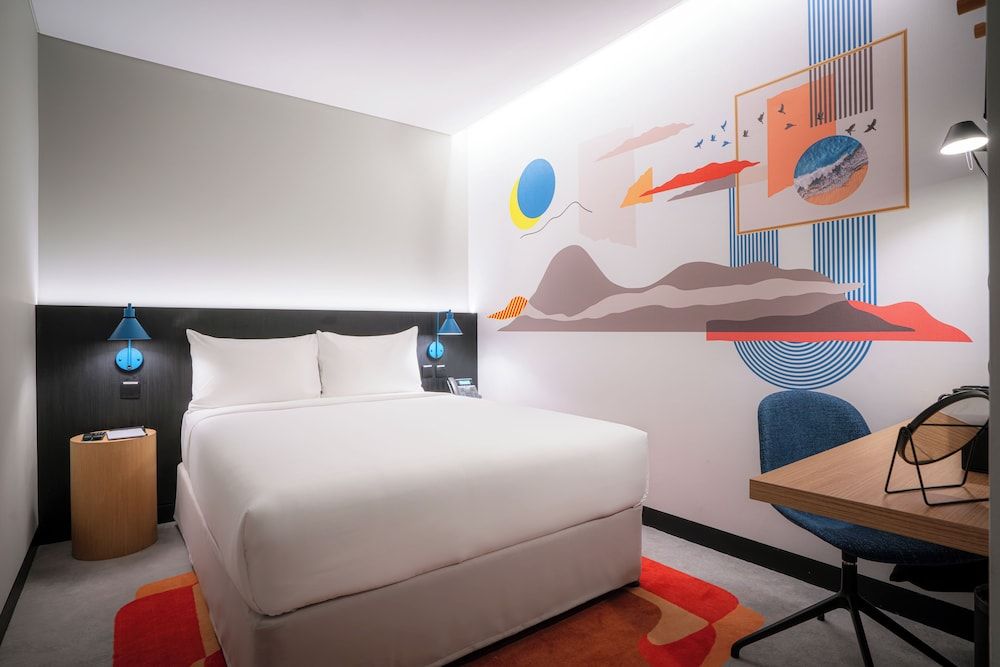 AUHotel Abu Dhabi - Airport Transit Hotel Superior Double Room (Maximum 06 Hours stay)