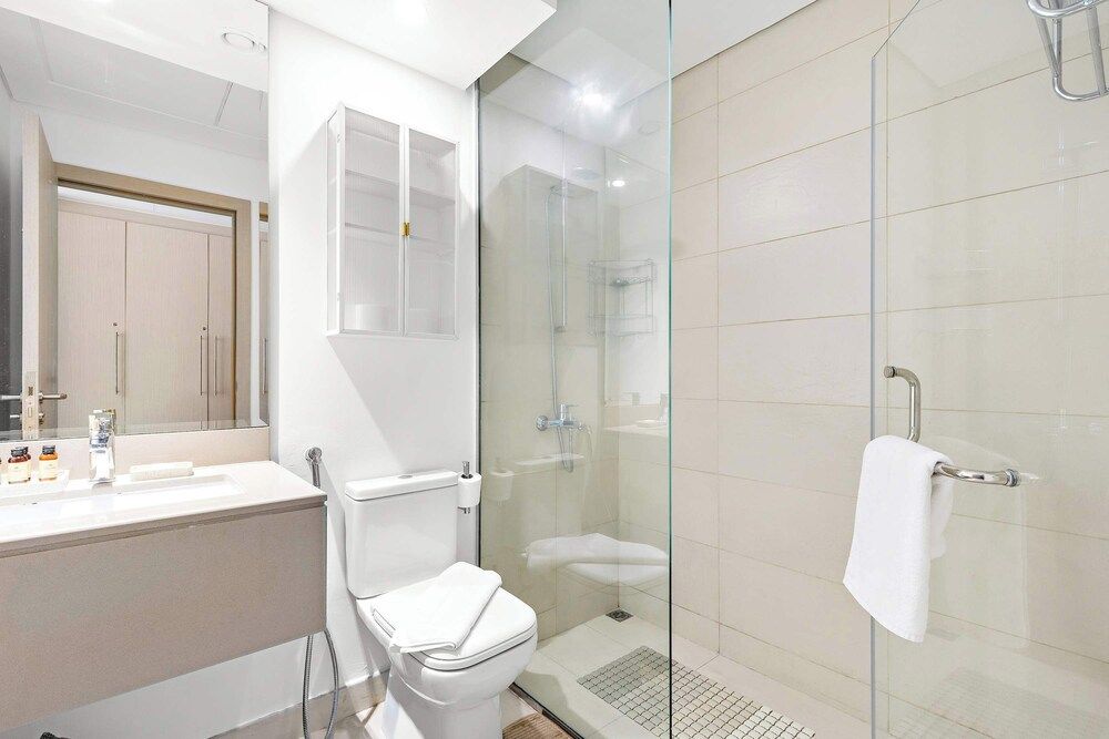 Silkhaus Waters Edge Tower - Yas Island Comfort Studio 4