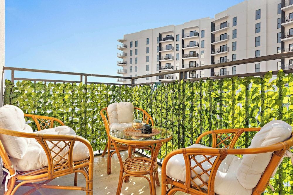 Silkhaus Waters Edge Tower - Yas Island Comfort Studio