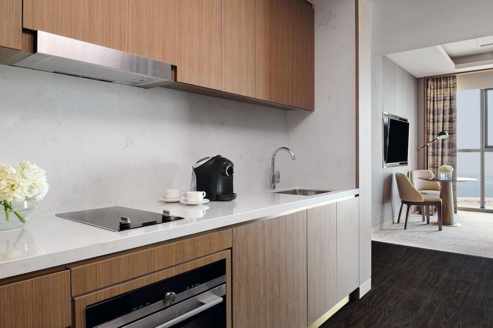 InterContinental Residences Abu Dhabi by IHG Studio, 1 King Bed, City View 9