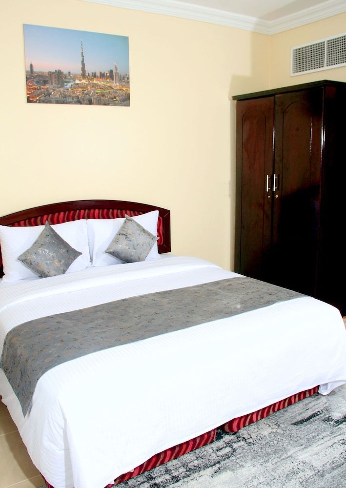 Deluxe Studio, City View