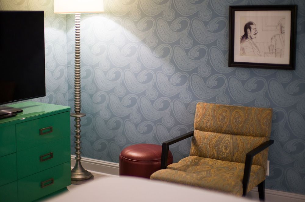 Hotel Fiona Standard King Room 9