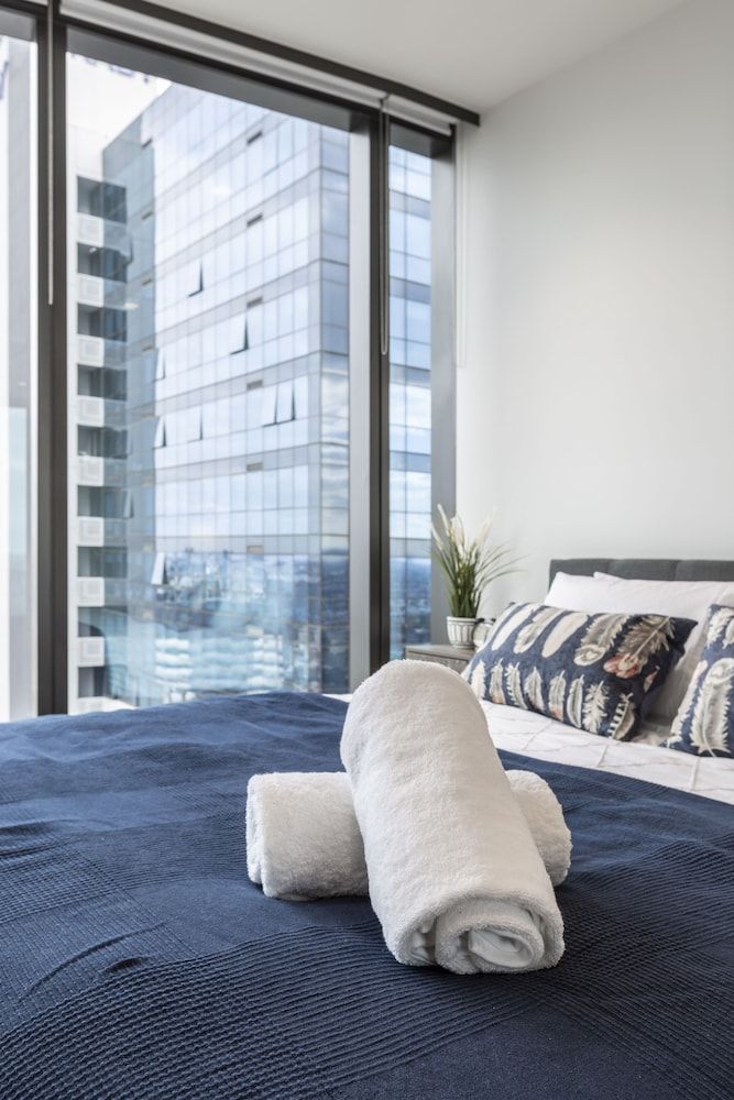 City Apartment, 2 Bedrooms, 2 Bathrooms