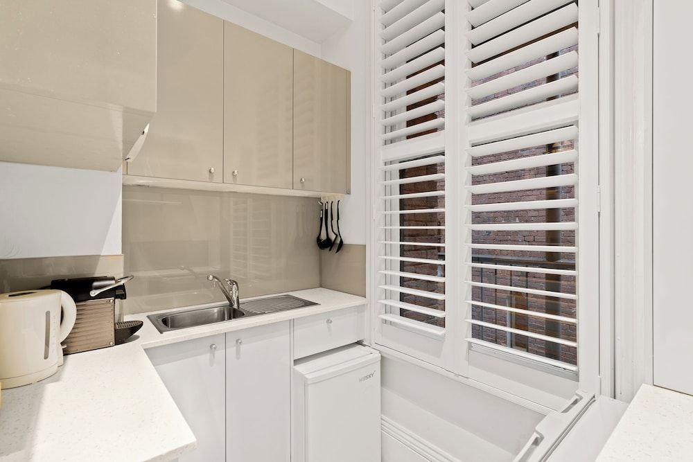 Gordon House Apartments Studio, 1 Bedroom 10